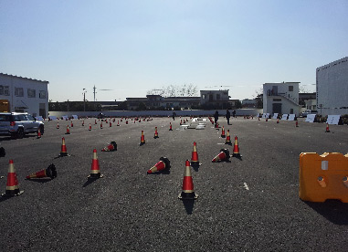 試駕場地布置.jpg
