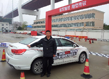 雪鐵龍試乘試駕.jpg
